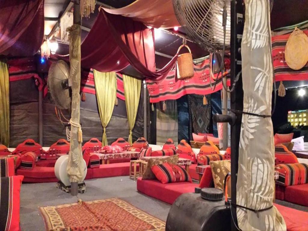 Bedouin tent in Ein BokekDead sea sept 2014 photo de Marion Ruaud
